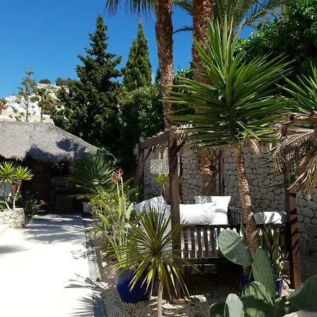 بيت ضيافة Caballito De Mar 4*